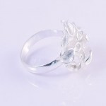 An-Minimal-Anemone-Small-White2