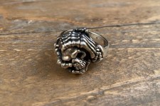 an-arg-skullhand-life