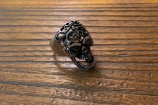an-steel-man-skullstrass-life